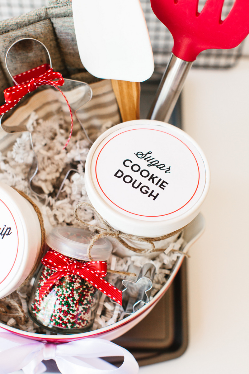 Holiday Cookie Gift Basket | The TomKat Studio Blog
