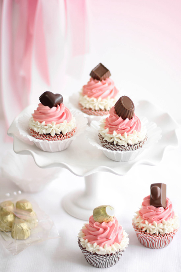 Neapolitan Bonbon Cupcakes from Sprinkles Bakes via the TomKat Studio.