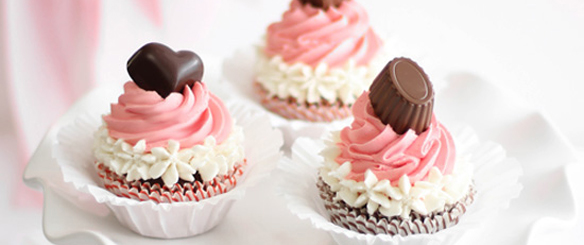Neapolitan Bonbon Cupcakes from Sprinkles Bakes via the TomKat Studio.