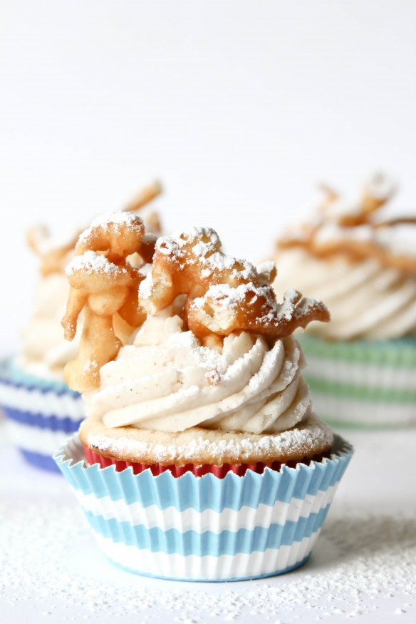 Funnel Cake Cupcakes from Confessions of a Cookbook Queen via the TomKat Studio.