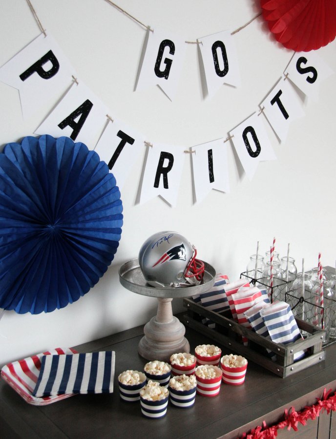 patriots party decorations
