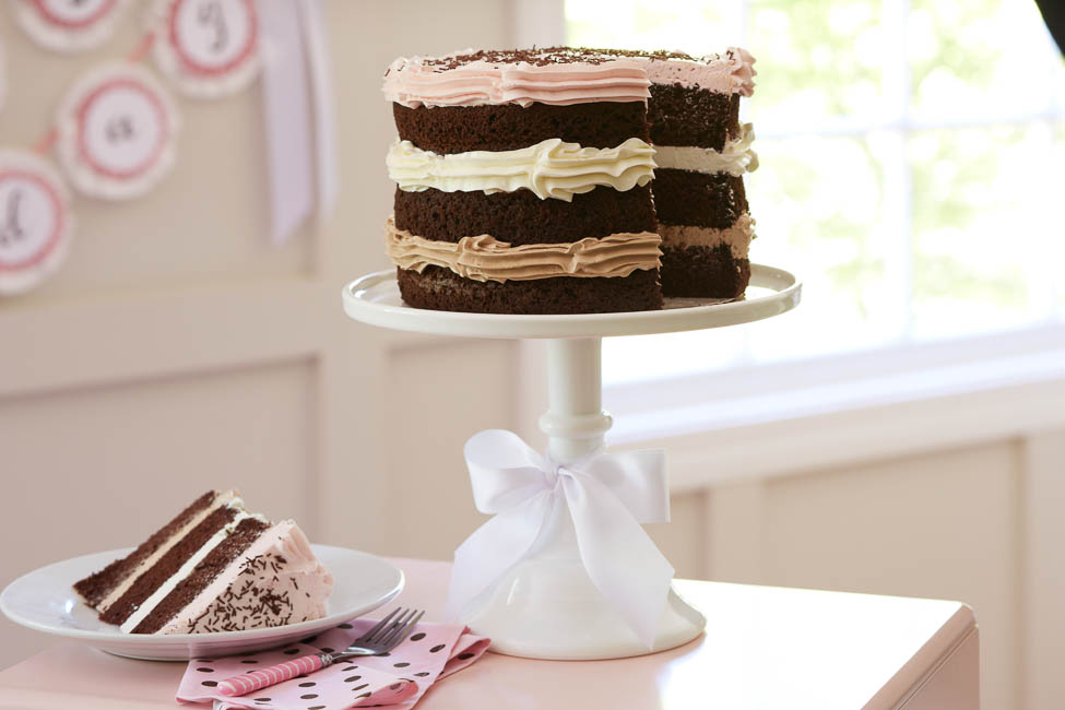 Baking Birthday Party for Pottery Barn Kids-Cake | The TomKat Studio