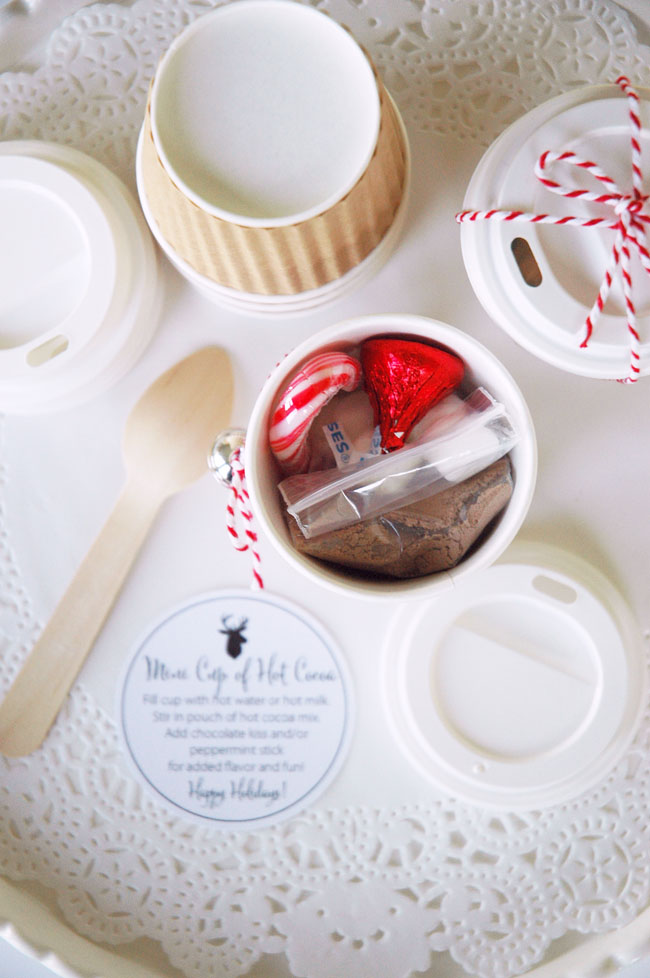 Easy-Holiday-Gift-Idea-Mini-Hot-Cocoa-Cup-5177