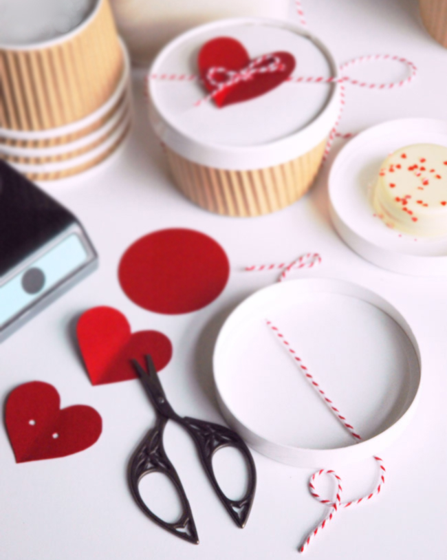 Simple-Heart-Packaging-for-Valentines-Day-5701