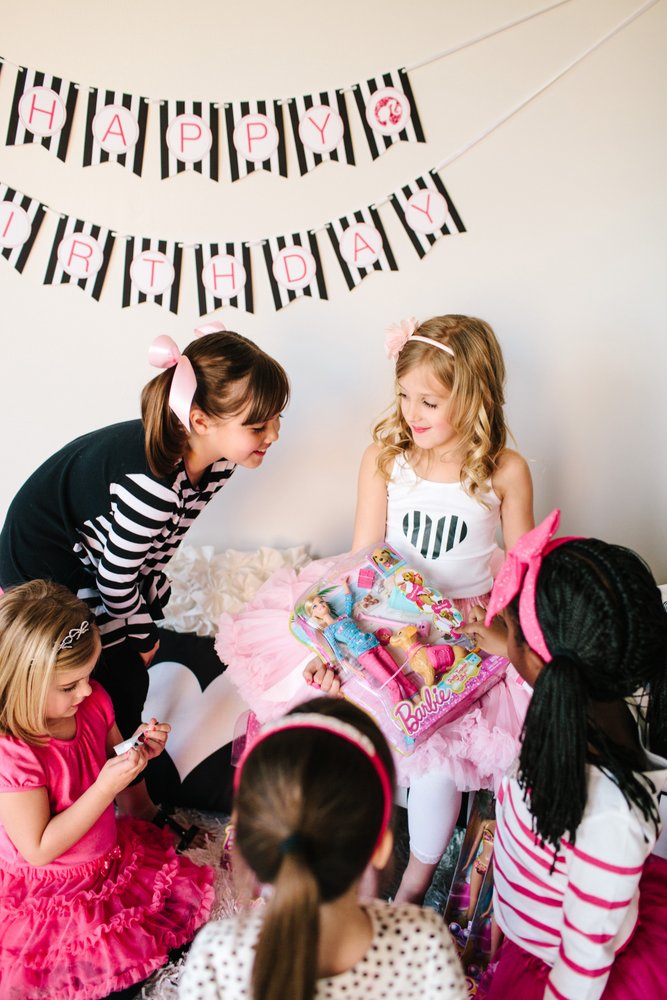 Barbie Party with Free Printable Designs | The TomKat Studio