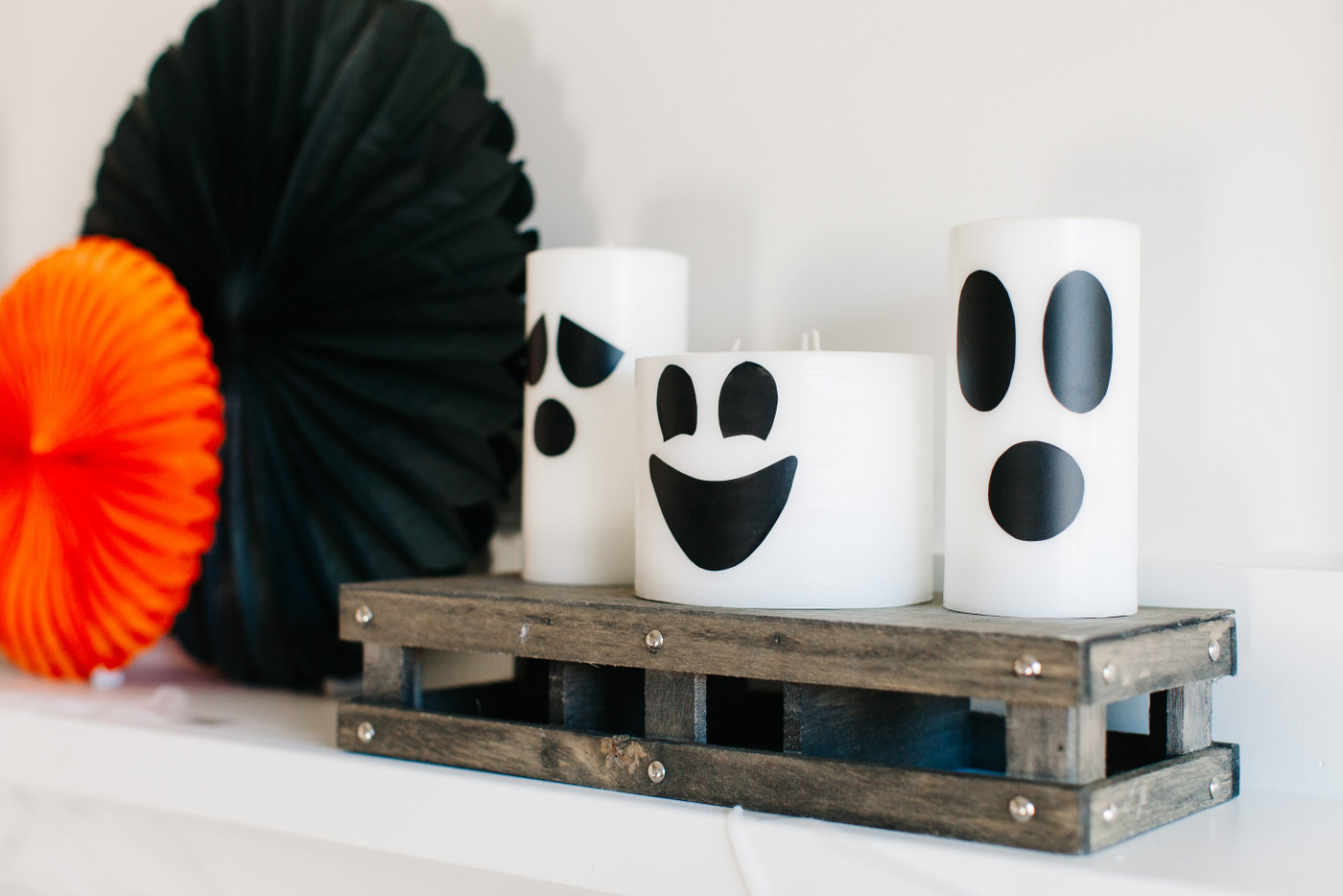 Halloween Ghost Candles DIY | The TomKat Studio