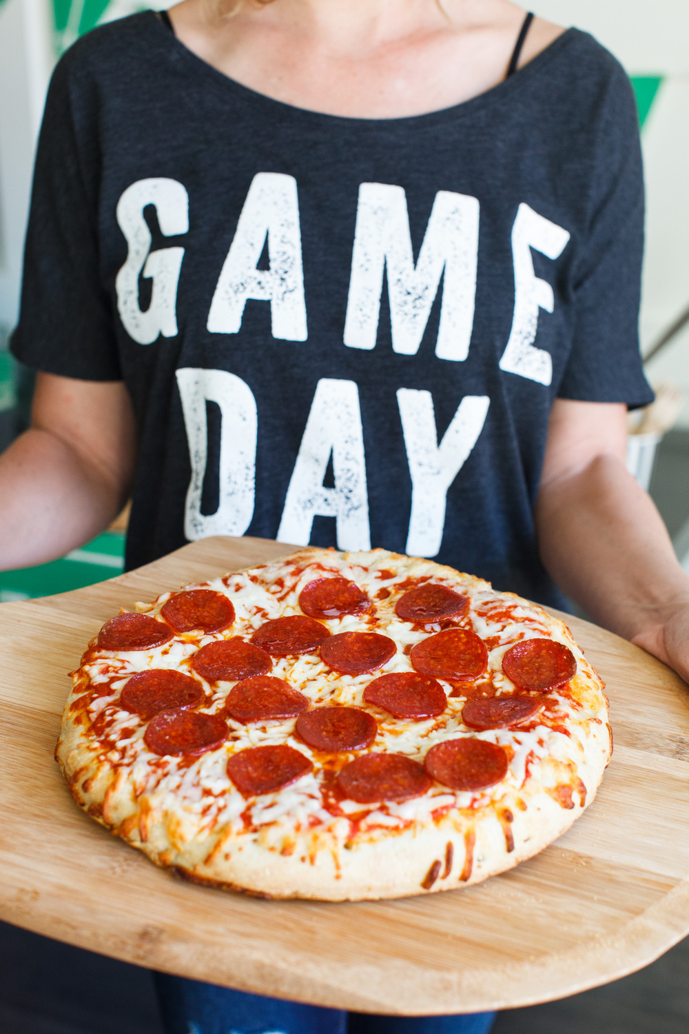 get_ready_for_game_day_with_a_pizza_party_9