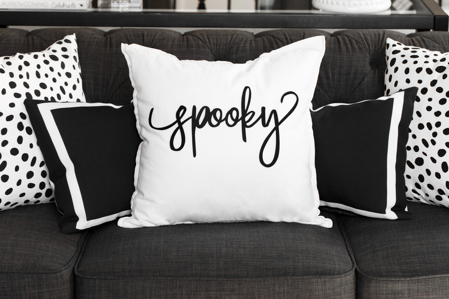 how_to_make_a_spooky_halloween_pillow_6