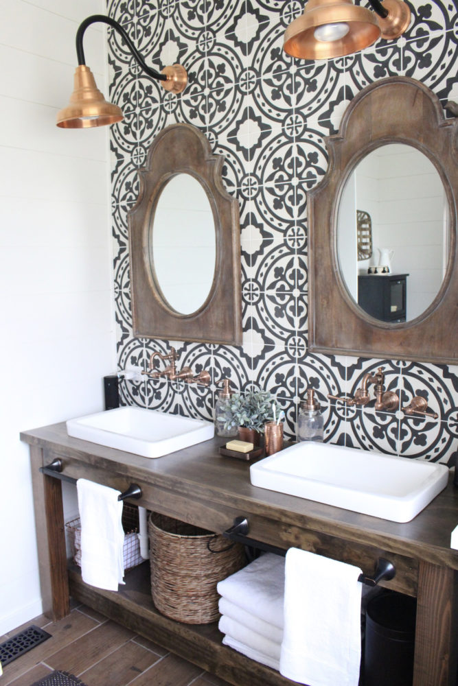 10 Gorgeous Bathrooms You Should Pin Right Now | The TomKat Studio Blog