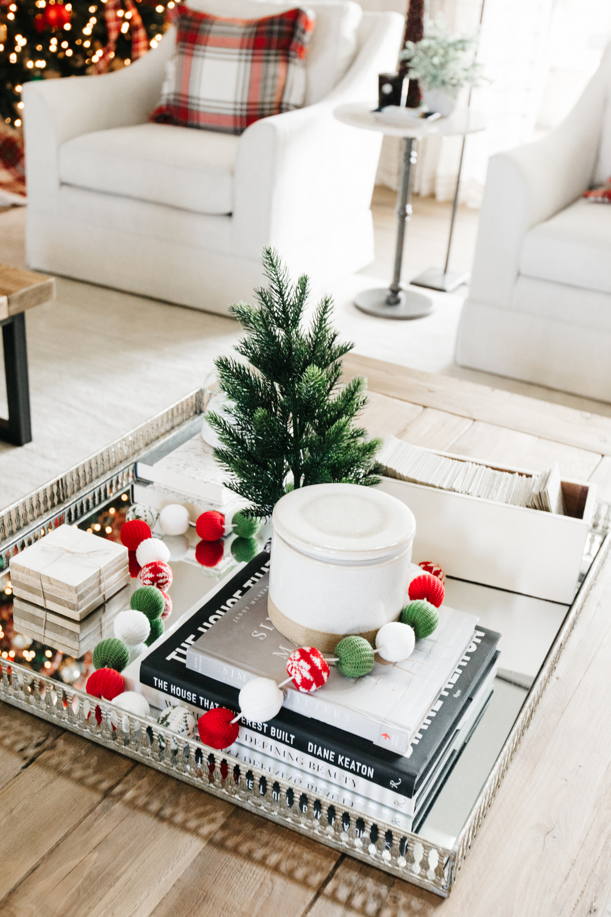 Christmas Styling Details | The TomKat Studio