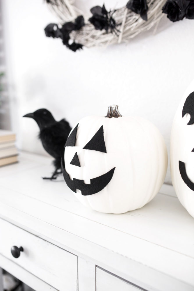 Halloween White Pumpkin DIY
